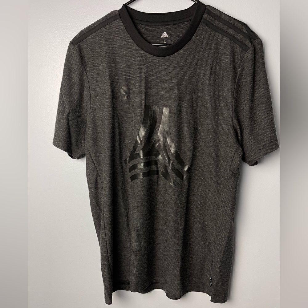 Adidas Tango Soccer performance shirt Mens size large